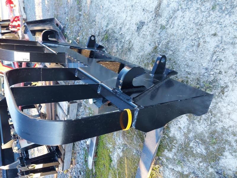 Attachments  Pallet forks 4200HD  Photo